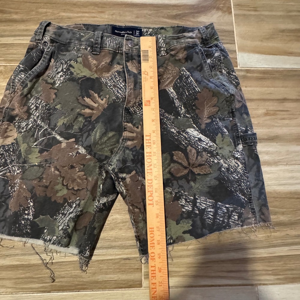 Abercrombie & Fitch Baggy Realtree Camo Cut Off Shorts Mens 34 Wood Carpenter - Picture 5 of 5
